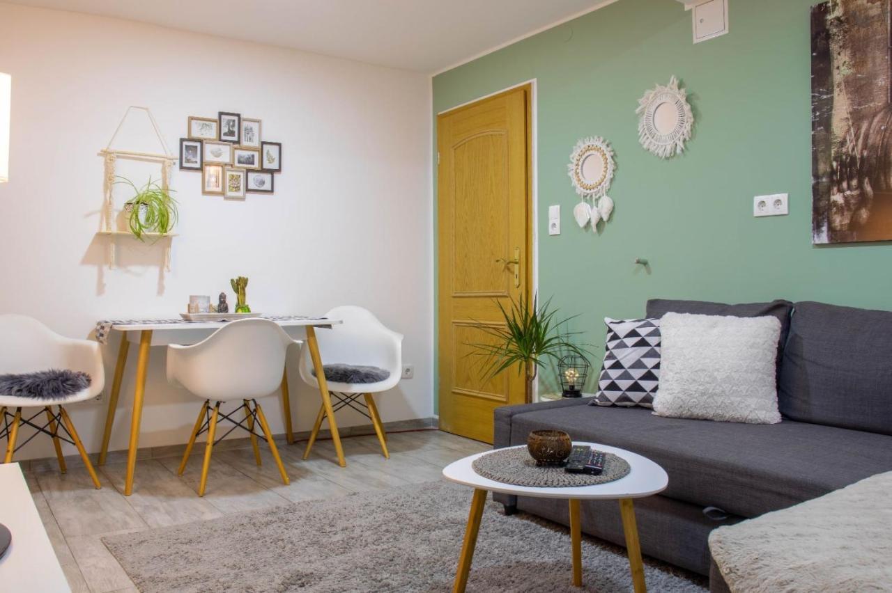 Kleine Gemuetliche Einliegerwohnung Mit Garten Und Pool Nordstemmen Esterno foto